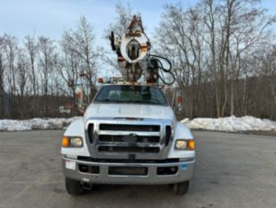 Terex Commander 4047 Digger Derrick on 2015 Ford F750 4x2