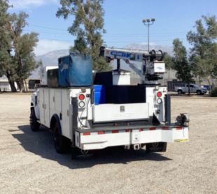 2019 Chevy 5500HD 4x4 Service Truck With Crane