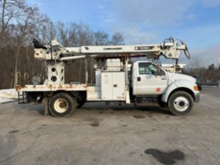 Terex Commander 4047 Digger Derrick on 2015 Ford F750 4x2