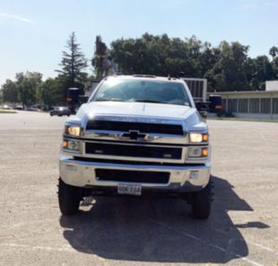 2019 Chevy 5500HD 4x4 Service Truck With Crane