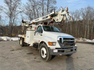 Terex Commander 4047 Digger Derrick on 2015 Ford F750 4x2