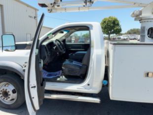 2018 Dodge Ram 5500 4x4 Terex LT40 Bucket Truck