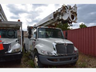 2011 Altec Digger Derrick (model not listed) 2100 International 4300