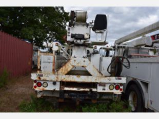 2011 Altec Digger Derrick (model not listed) 2100 International 4300