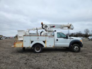 2016 Ford F-550 4x4 Gas Engine Terex LT-40 Bucket Truck