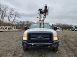 2016 Ford F-550 4x4 Gas Engine Terex LT-40 Bucket Truck