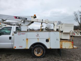 2016 Ford F-550 4x4 Gas Engine Terex LT-40 Bucket Truck