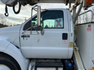 Terex F750 Digger Derrick on 2015 Ford F750