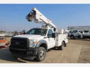 2015 Ford F-550 4x4 Gas Powered 2011 Terex LT-40 Bucket Truck