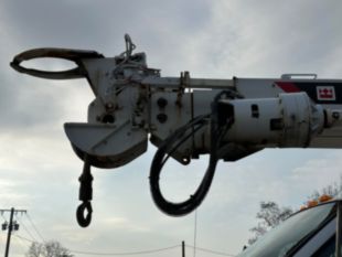 Terex F750 Digger Derrick on 2015 Ford F750