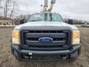 2016 Ford F-550 4x4 Gas Engine Terex LT-40 Bucket Truck