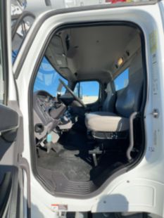 2019 Freightliner M2106 4x4 Terex C4047 Digger Derrick