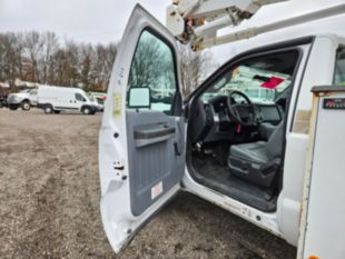 2016 Ford F-550 4x4 Gas Engine Terex LT-40 Bucket Truck