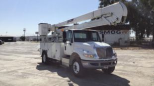 2016 International 4300 4x2 Terex 5TC-55 Bucket Truck