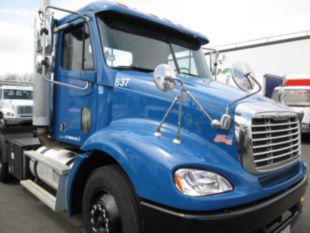 2005 Freightliner Columbia Diesel 6x4 Day Cab