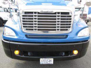 2005 Freightliner Columbia Diesel 6x4 Day Cab