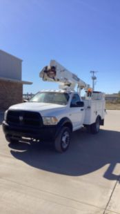 2016 Dodge RAM 5500 4x4 2007 Terex TL38P Bucket Truck