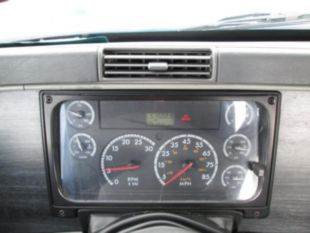 2005 Freightliner Columbia Diesel 6x4 Day Cab