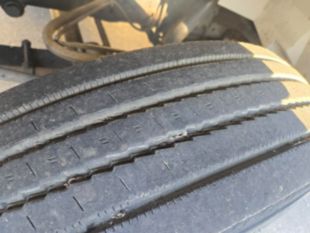 2000 International 4700 Lift-All Aerial Lift Truck