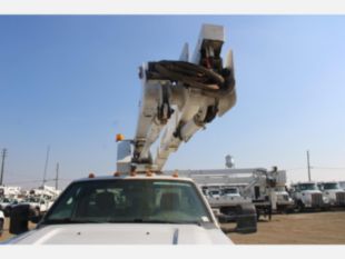 2015 Ford F-550 4x4 Gas Powered 2011 Terex LT-40 Bucket Truck