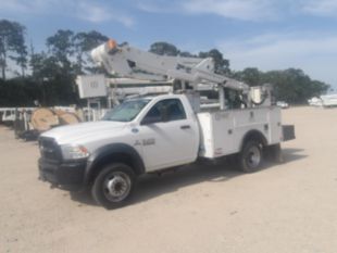 2018 Dodge 5500 Diesel 4x4 Duralift DTAS-38TS Bucket Truck