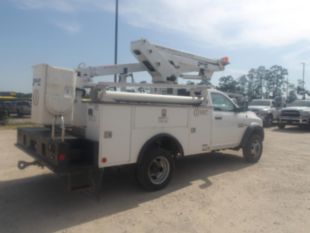 2018 Dodge 5500 Diesel 4x4 Duralift DTAS-38TS Bucket Truck