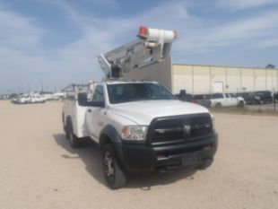 2018 Dodge 5500 Diesel 4x4 Duralift DTAS-38TS Bucket Truck