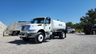 2016 International 4300 4x2 Load King 2500 Gallon Water Truck