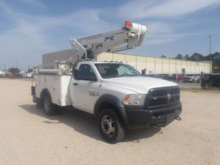 2018 Dodge 5500 Diesel 4x4 Duralift DTAS-38TS Bucket Truck
