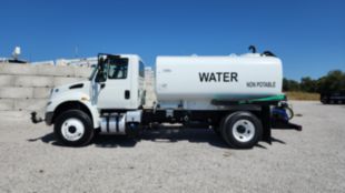 2016 International 4300 4x2 Load King 2500 Gallon Water Truck