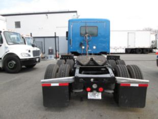 2009 Freightliner Columbia Diesel 6x4 Flat Top sleeper Tractor
