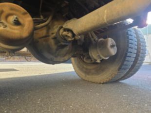 2000 International 4700 Lift-All Aerial Lift Truck