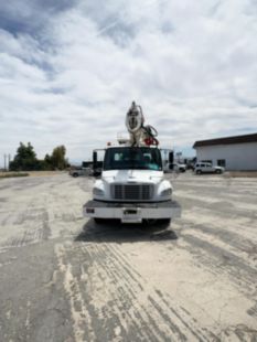 2018 Freightliner M2106 4x2 Terex C4047 Digger Derrick