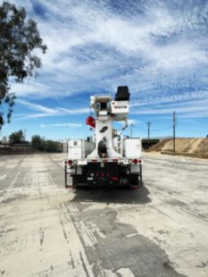 2018 Freightliner M2106 4x2 Terex C4047 Digger Derrick