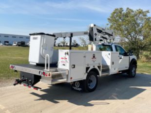 2024 Ford F550 4x4 Versalift SST-36-NE Bucket Truck