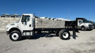 2015 Freightliner M2106 4x4 Cab & Chassis