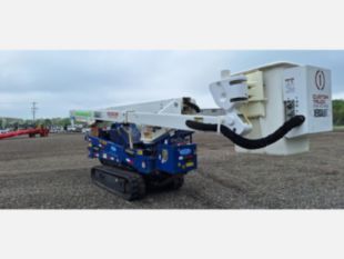 2016 Skylift Versalift VST-52 Mini Tracked Bucket with Trailer