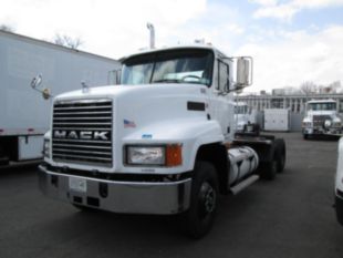 2003 Mack CH613 Diesel 6x4 Day Cab Tractor
