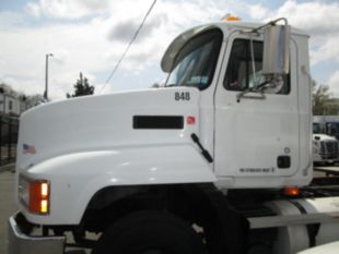 2003 Mack CH613 Diesel 6x4 Day Cab Tractor