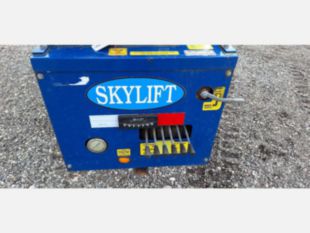 2016 Skylift Versalift VST-52 Mini Tracked Bucket with Trailer