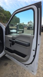 2017 Ford F550 4x4 Versalift VST-47-MHI Bucket Truck