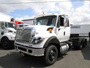 2011 Int'l Diesel 6x4 Extended Cab 7500 Tractor