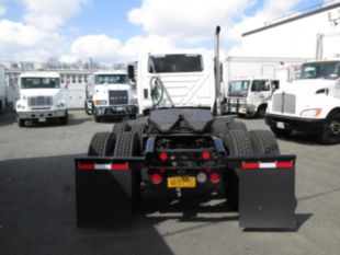 2011 Int'l Diesel 6x4 Extended Cab 7500 Tractor