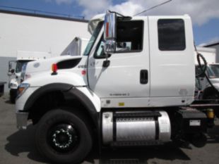 2011 Int'l Diesel 6x4 Extended Cab 7500 Tractor