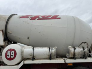 2007 Oshkosh S Series 6x6 Quad-Axle Concrete Mixer Truck