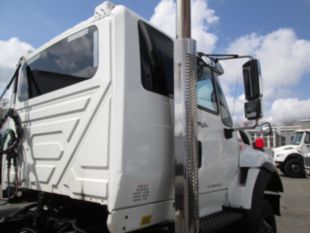 2011 Int'l Diesel 6x4 Extended Cab 7500 Tractor