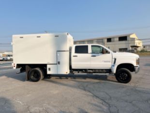 2023 Chevrolet 5500 4x4 Arbortech 11x66 Chip Truck