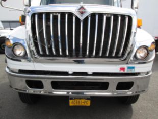 2011 Int'l Diesel 6x4 Extended Cab 7500 Tractor