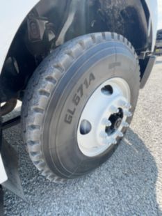 2019 Ford F750 4x2 Versalift VO-455-MHI Bucket Truck