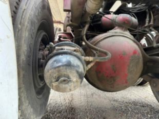 2007 Oshkosh S Series 6x6 Quad-Axle Concrete Mixer Truck